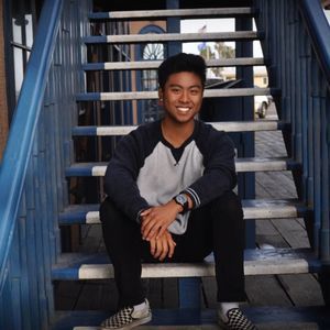 Meet your Posher, Mackie